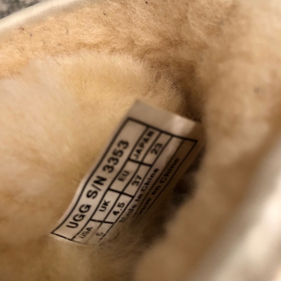 Ugg boots - Picture 4 of 4